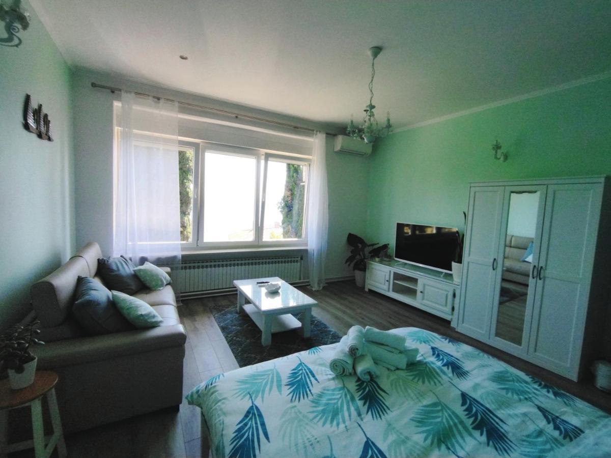 Apartment Villa Edmea 2 Риека Экстерьер фото