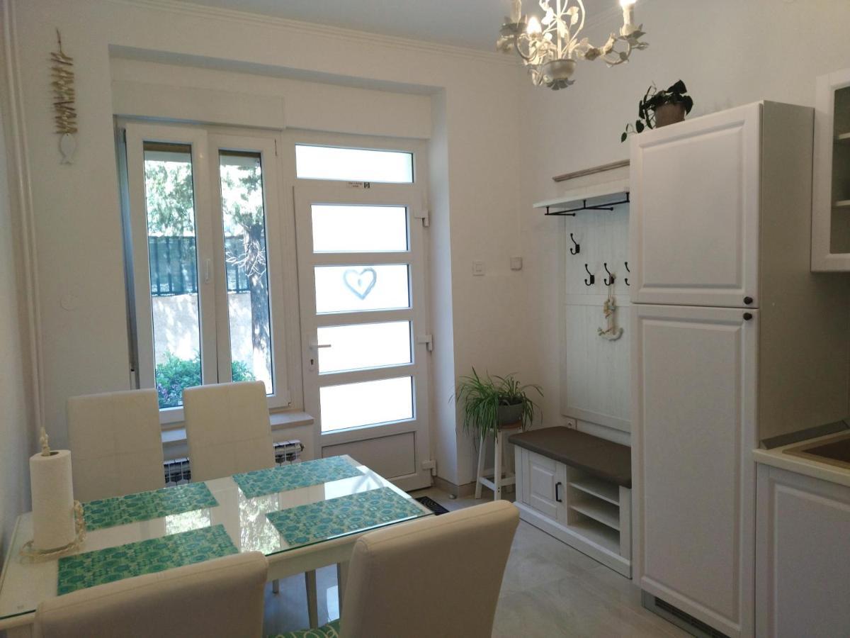 Apartment Villa Edmea 2 Риека Экстерьер фото